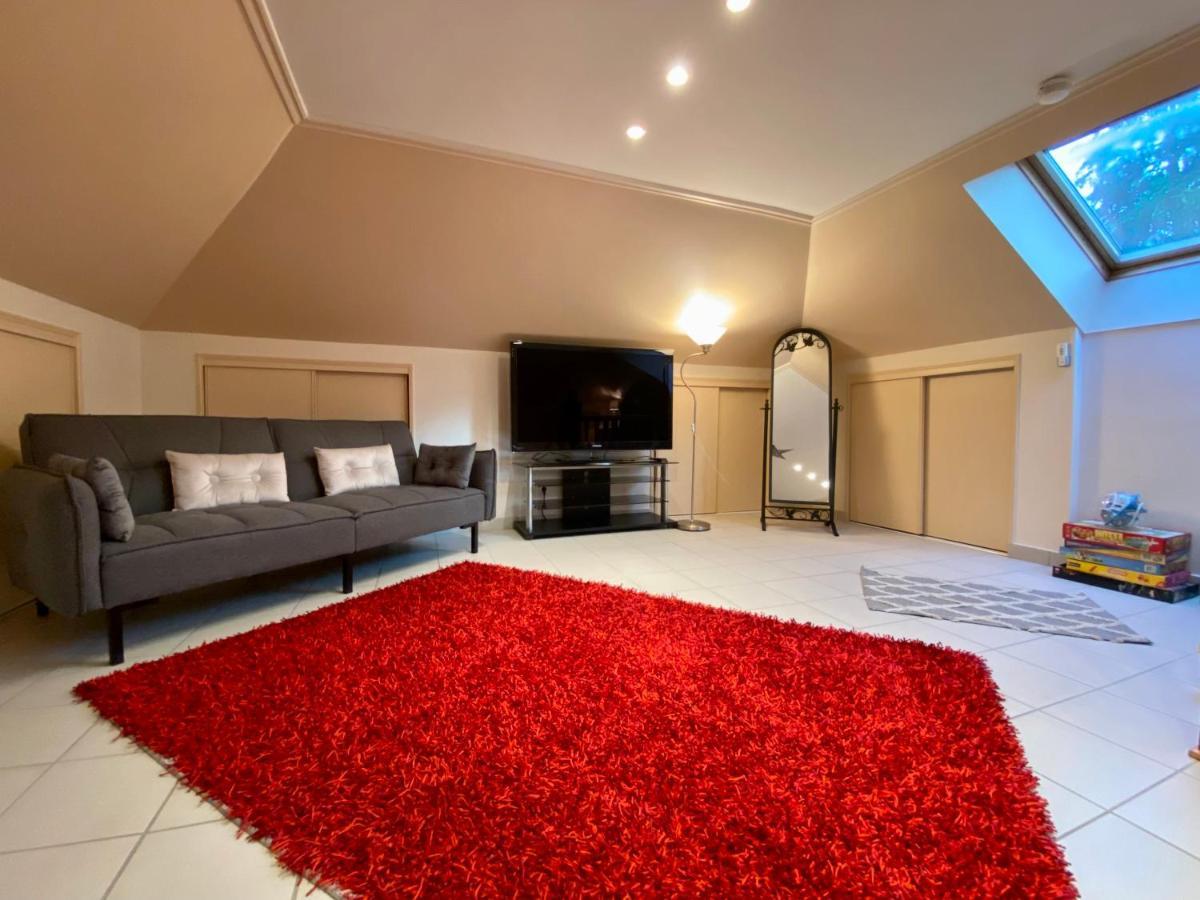 Miramar Near Disneyland Paris *